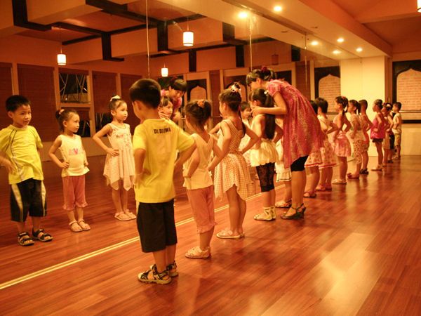 企业公司做网站的一般流程是怎么样的？